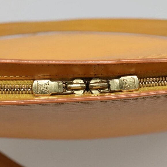 LOUIS VUITTON Epi Lussac Shoulder Bag Yellow M52289 LV Auth 120547 - Picture 10 of 16